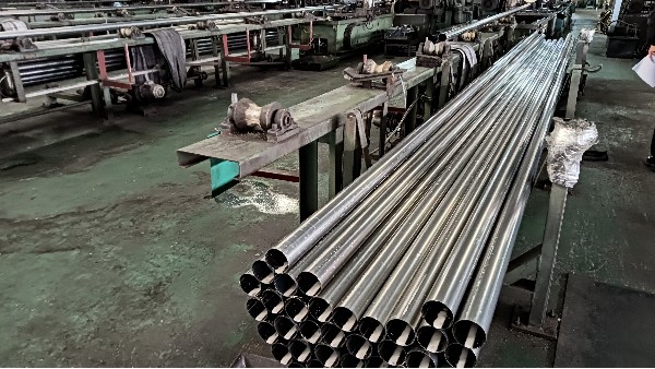 不銹鋼管性能，純凈的力量：為什么冶金質(zhì)量是性能“隱形基石”？