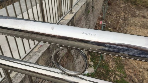 建筑工程用不銹鋼管規(guī)格厚度如何挑選？