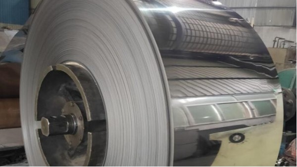 304不銹鋼毛邊卷的“毛邊”代表什么？和切邊卷有區(qū)別嗎？